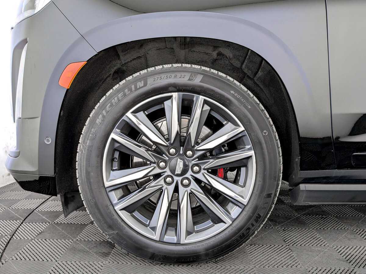 Cadillac Escalade с пробегом — 2022 год. Фото: #17