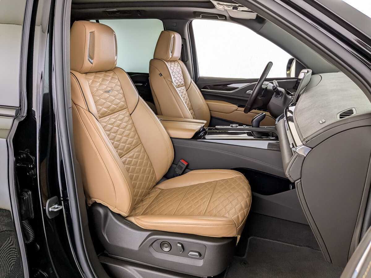 Cadillac Escalade с пробегом — 2022 год. Фото: #23