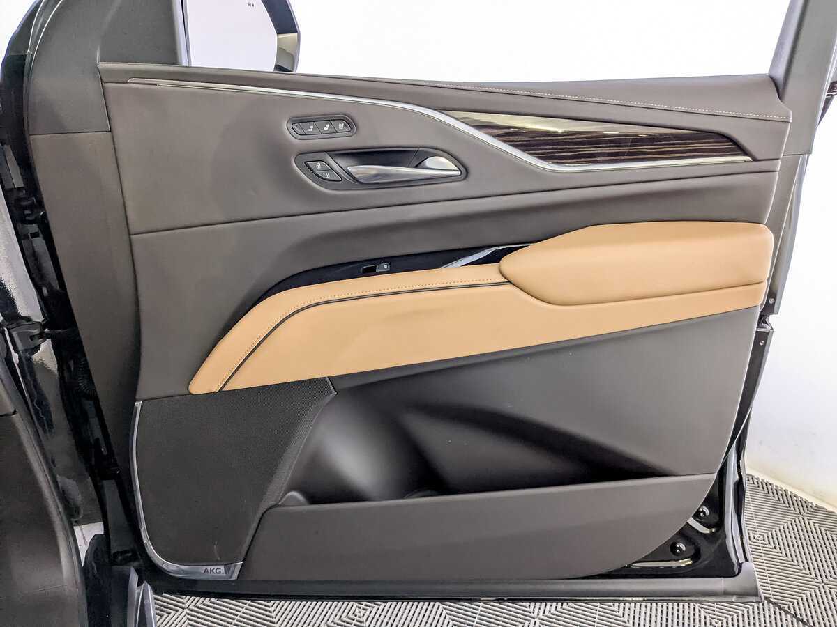 Cadillac Escalade с пробегом — 2022 год. Фото: #25