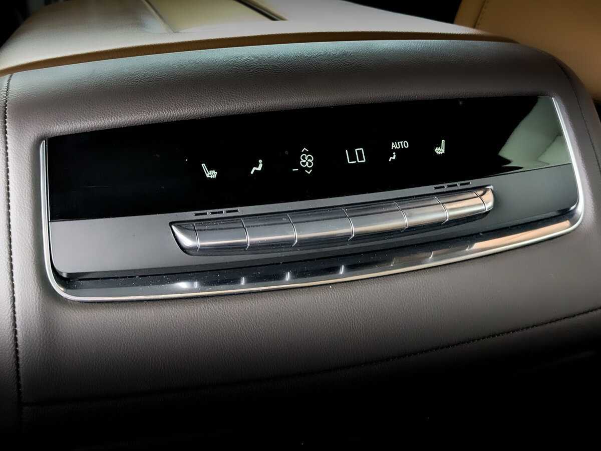 Cadillac Escalade с пробегом — 2022 год. Фото: #27