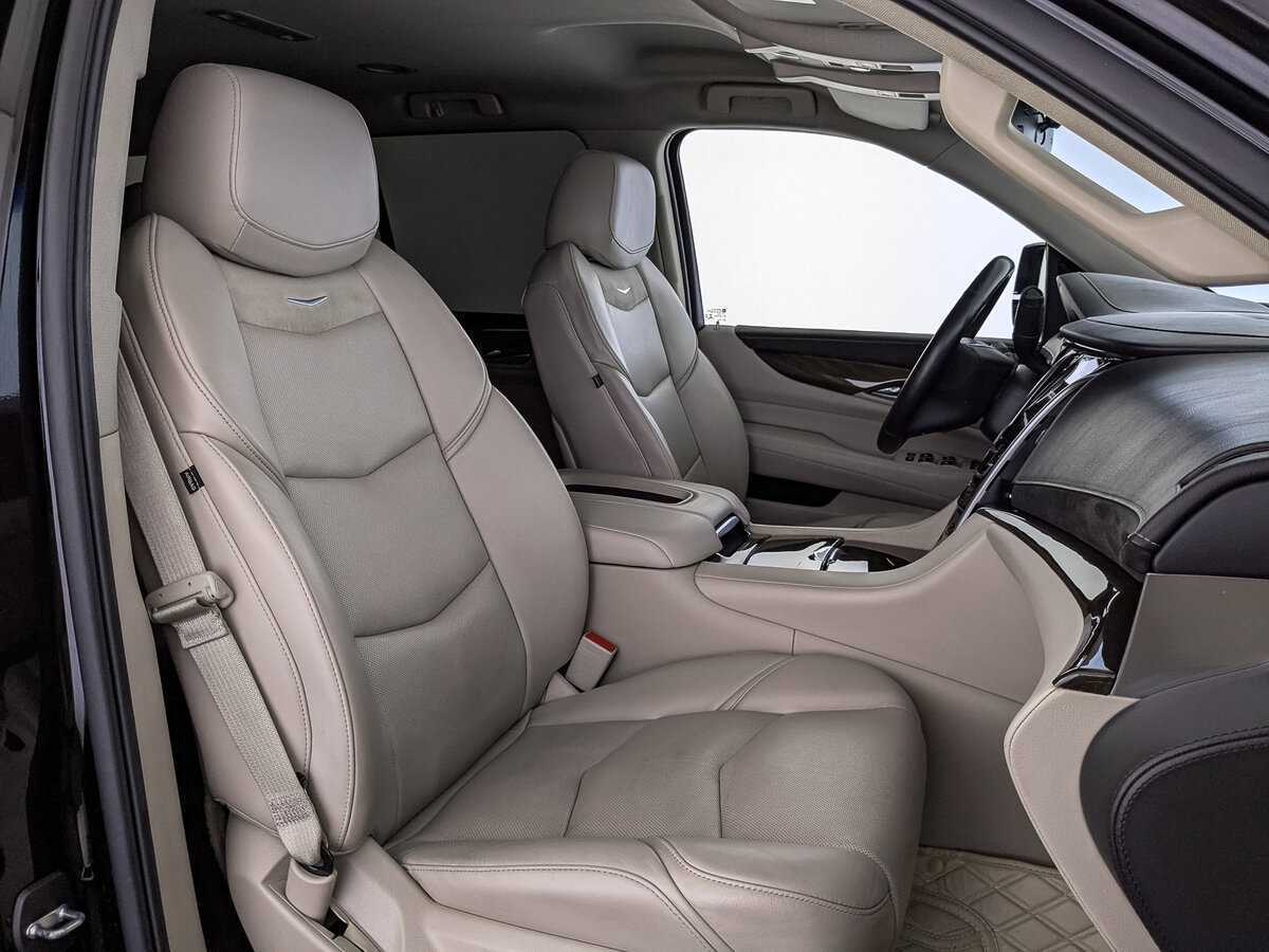 Cadillac Escalade с пробегом — 2019 год. Фото: #23