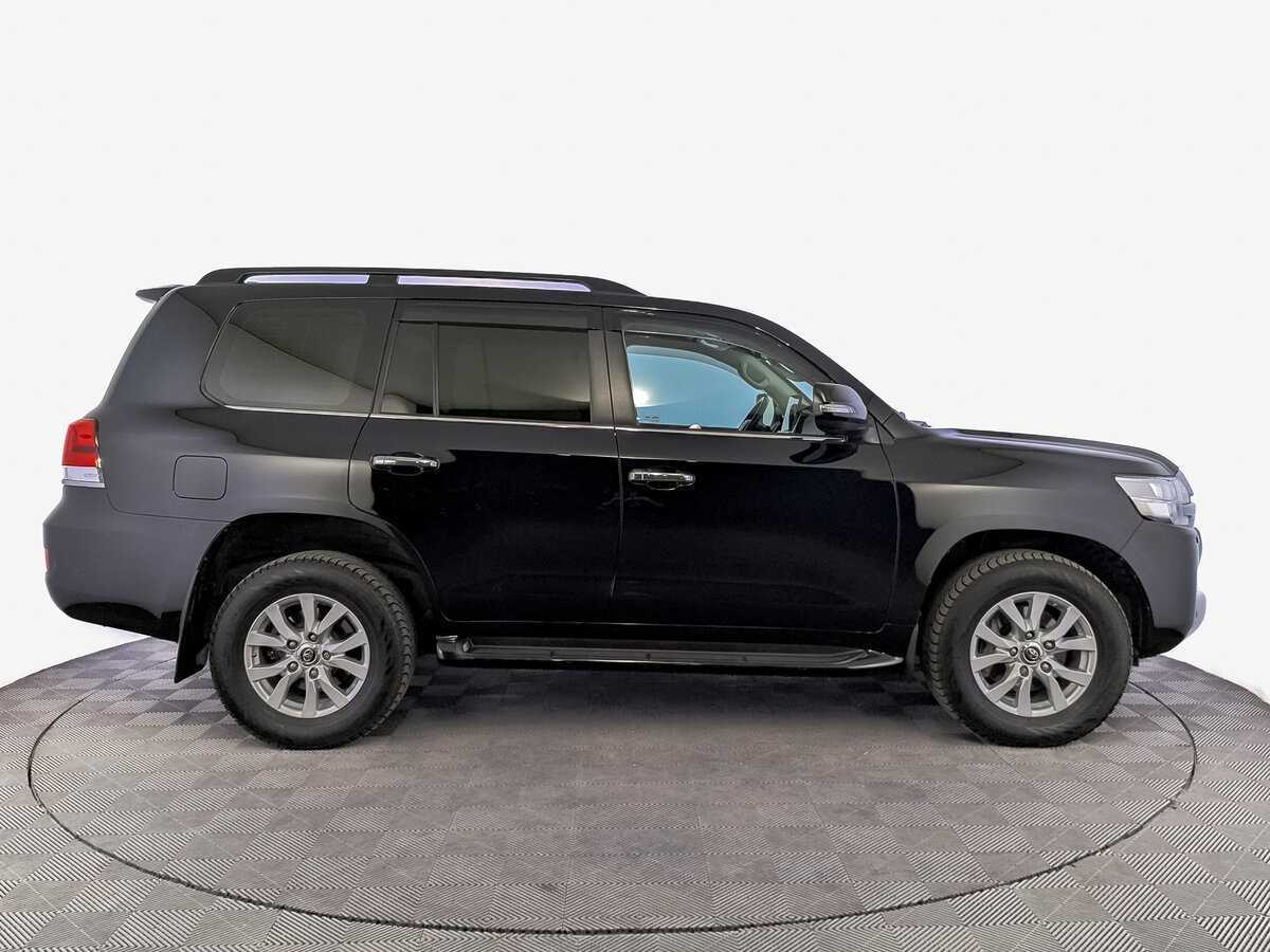 Toyota Land Cruiser с пробегом — 2020 год. Фото: #3