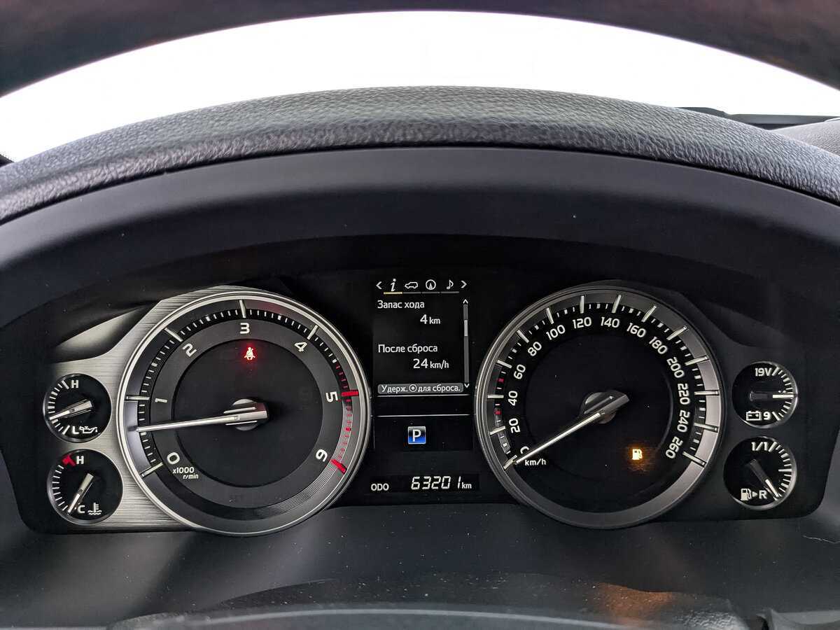 Toyota Land Cruiser с пробегом — 2020 год. Фото: #13