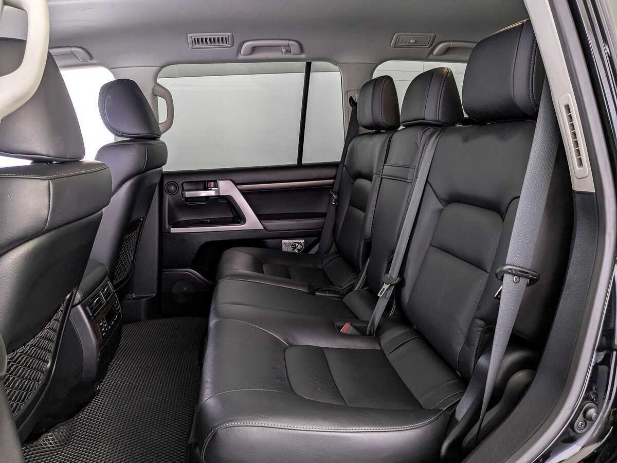 Toyota Land Cruiser с пробегом — 2020 год. Фото: #15