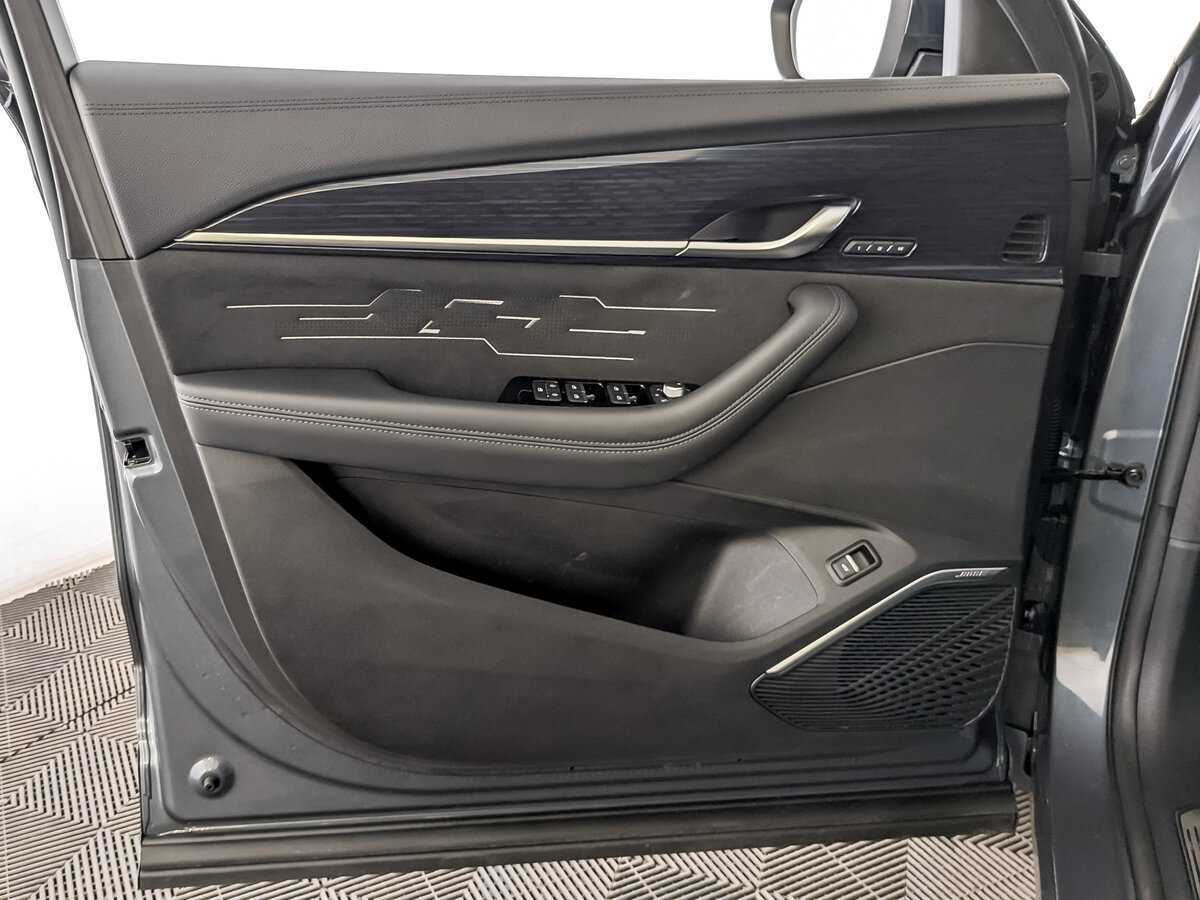 Geely Monjaro с пробегом — 2024 год. Фото: #16