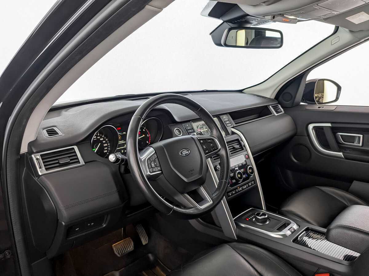 Land Rover Discovery Sport с пробегом — 2019 год. Фото: #15