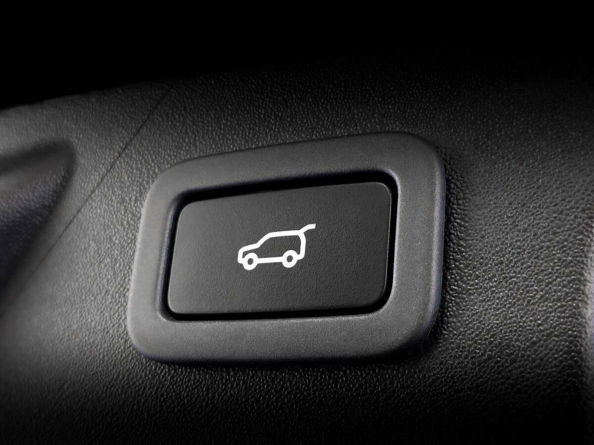 Land Rover Discovery Sport с пробегом — 2019 год. Фото: #23