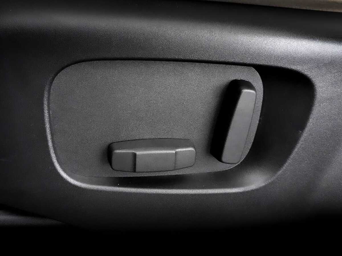 Land Rover Range Rover Velar с пробегом — 2018 год. Фото: #18