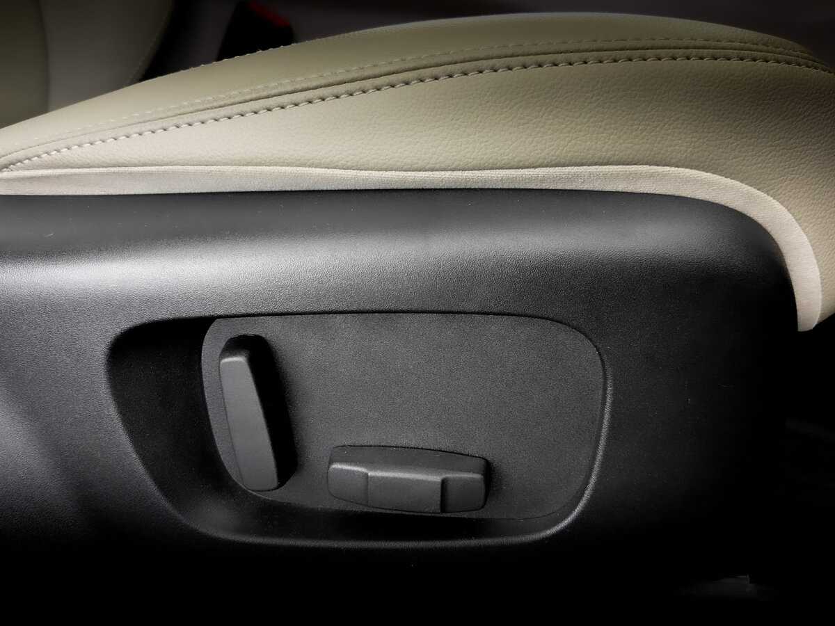 Land Rover Range Rover Velar с пробегом — 2018 год. Фото: #22