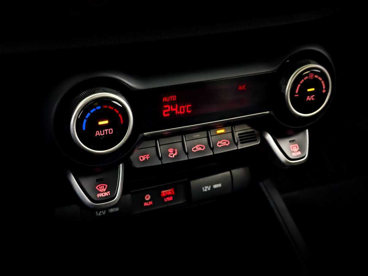 Kia Rio с пробегом — 2019 год. Фото: #23