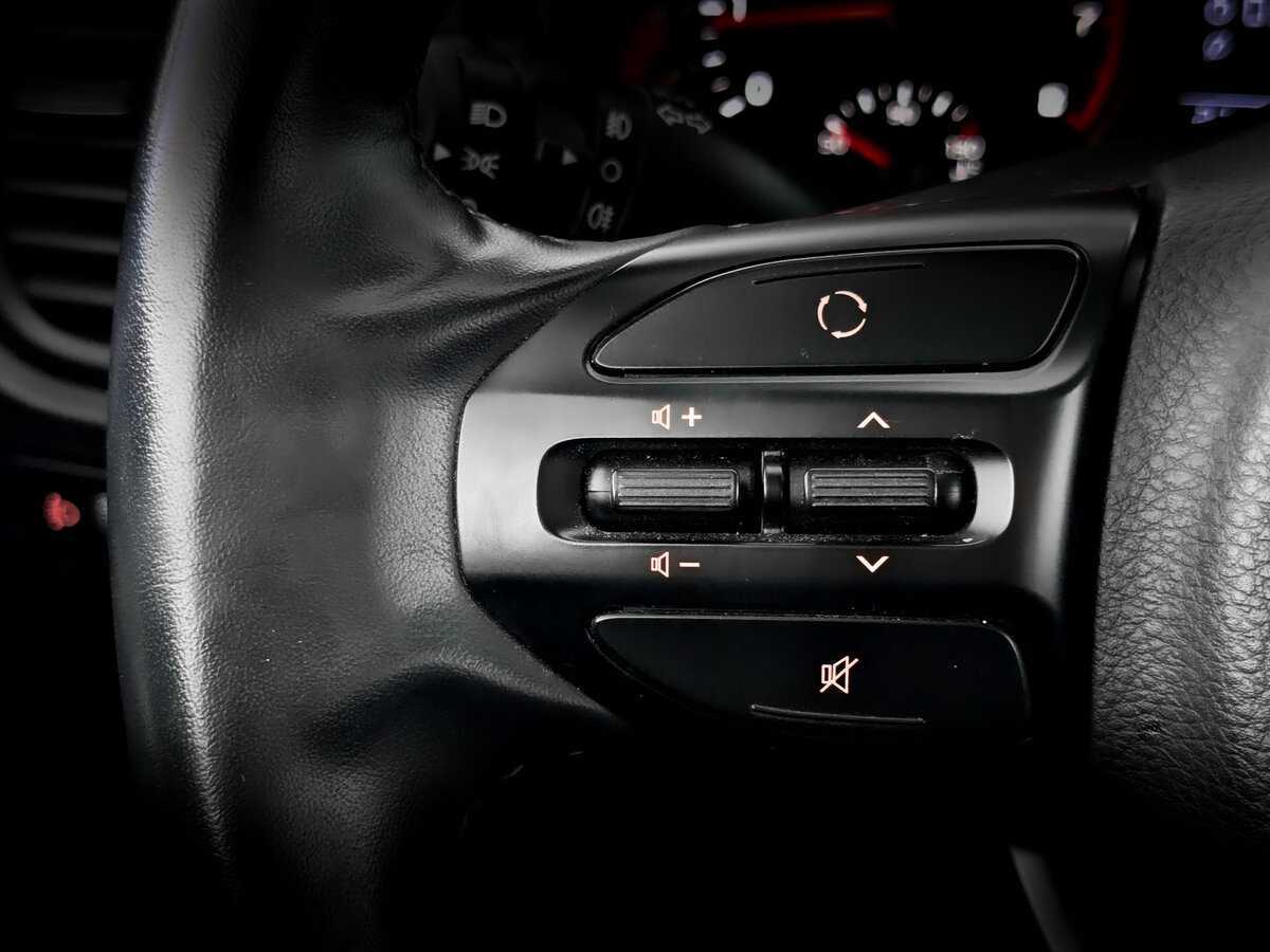 Kia Rio с пробегом — 2019 год. Фото: #24