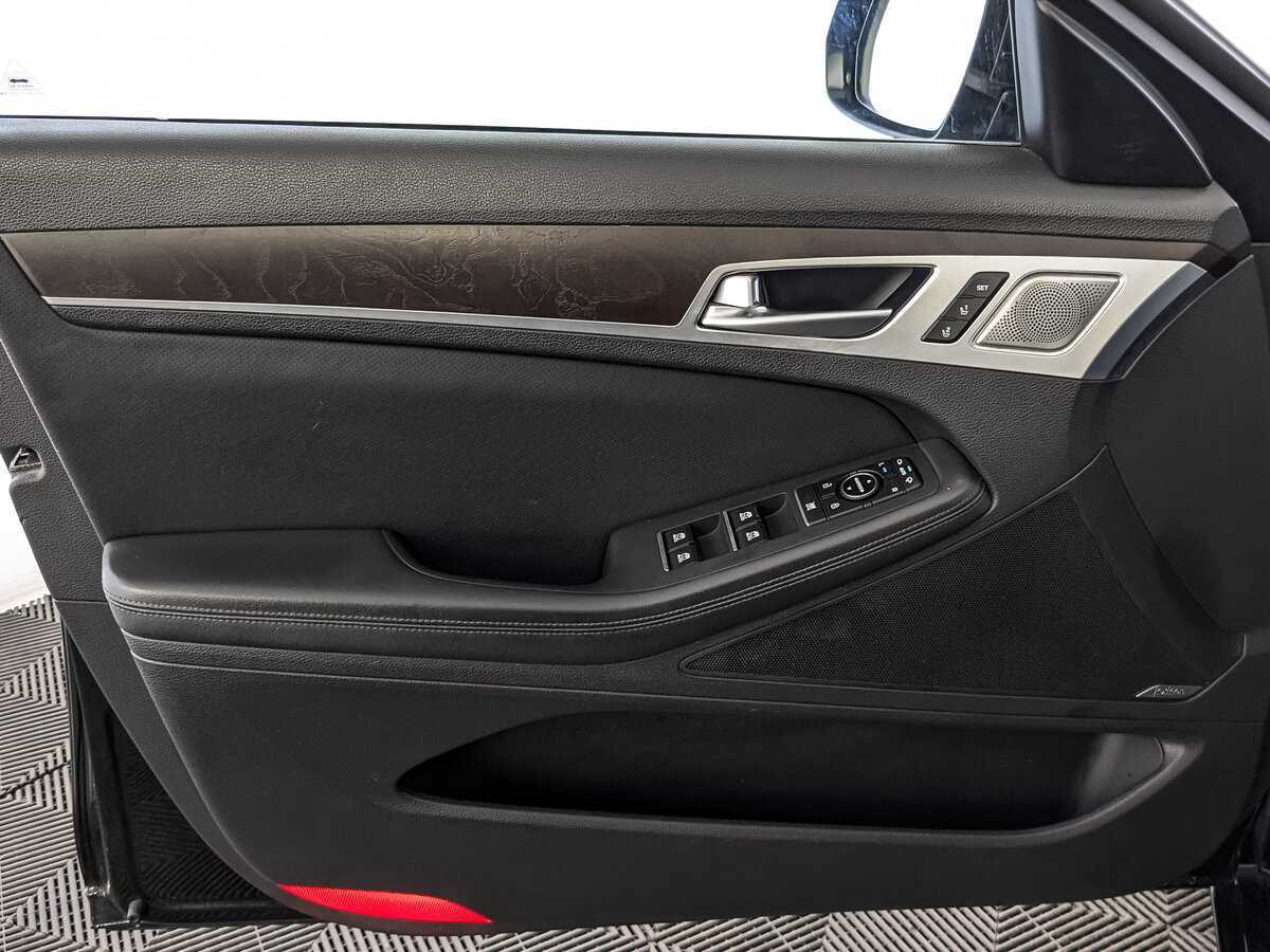 Genesis G80 с пробегом — 2019 год. Фото: #18