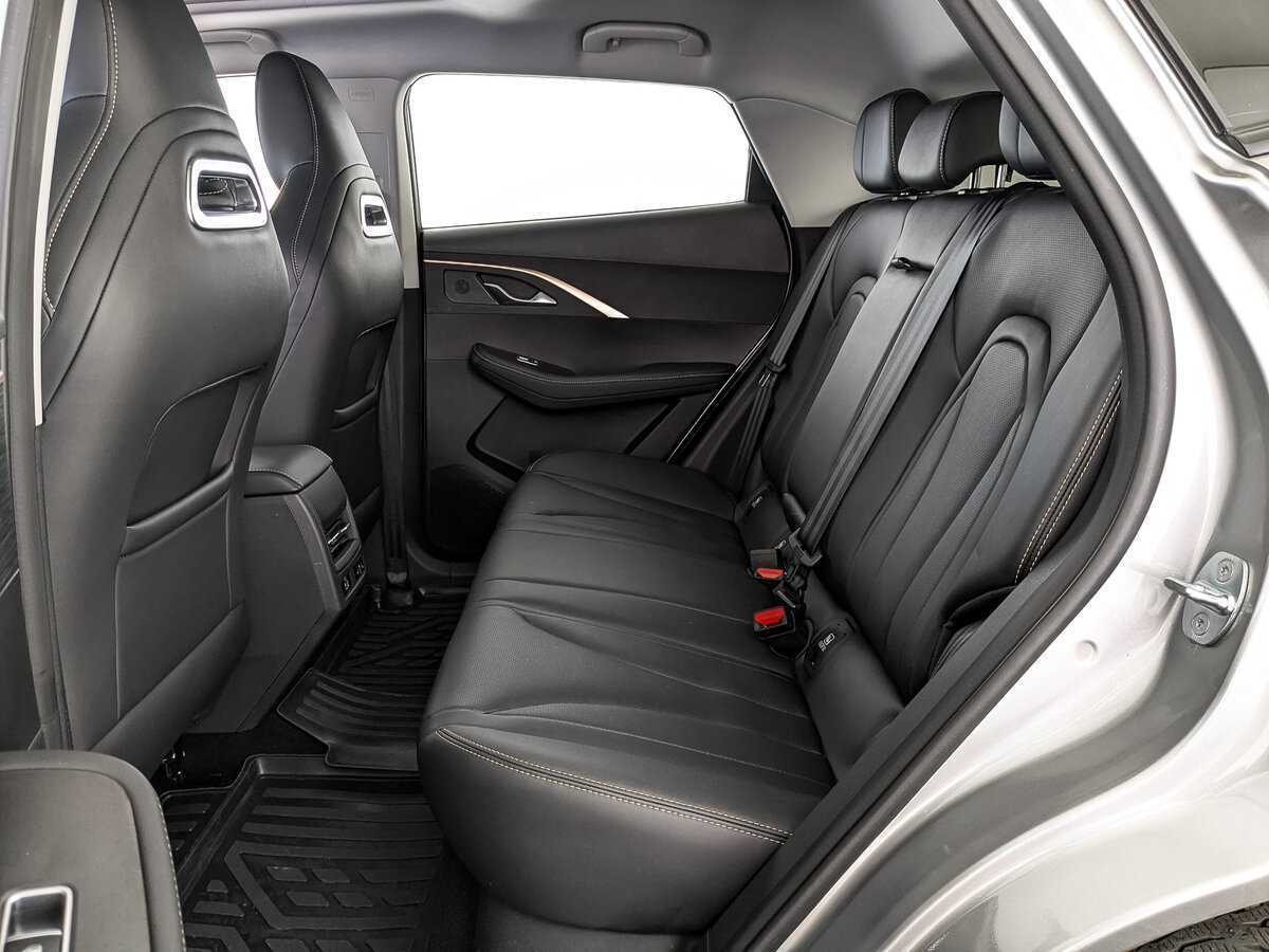 OMODA C5 с пробегом — 2023 год. Фото: #15