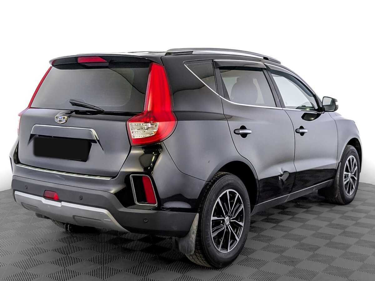 Geely Emgrand X7 с пробегом — 2018 год. Фото: #4