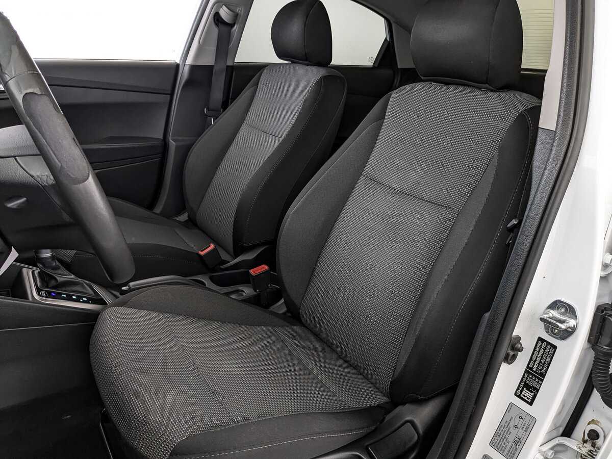 Hyundai Solaris с пробегом — 2020 год. Фото: #17