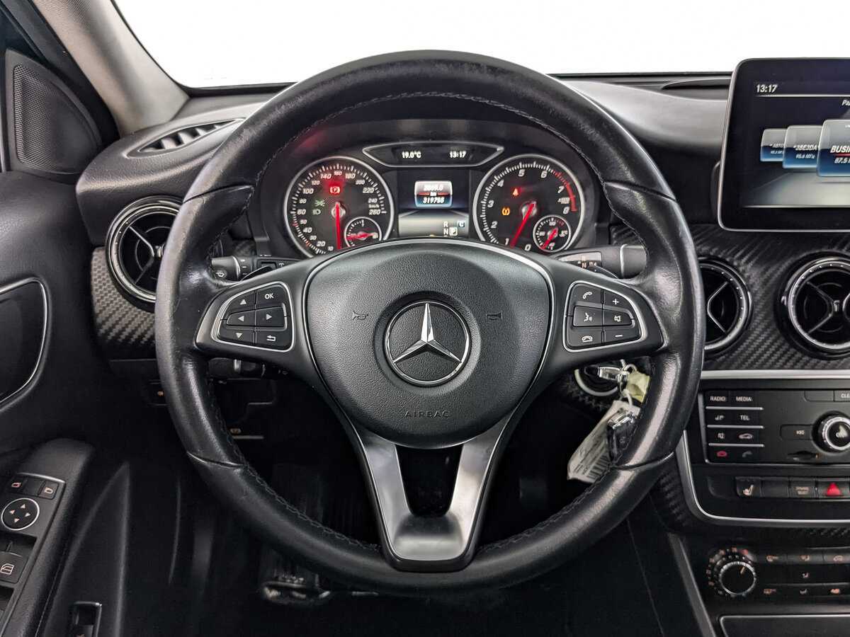 Mercedes-Benz GLA с пробегом — 2018 год. Фото: #21