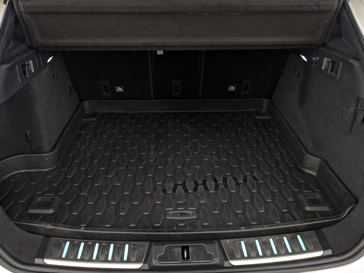 Jaguar F-Pace с пробегом — 2018 год. Фото: #9