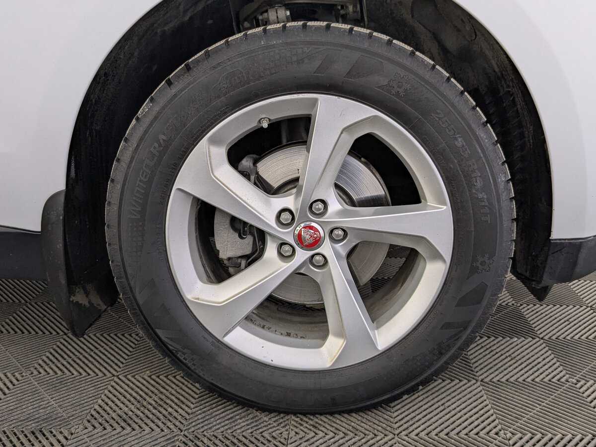 Jaguar F-Pace с пробегом — 2018 год. Фото: #11