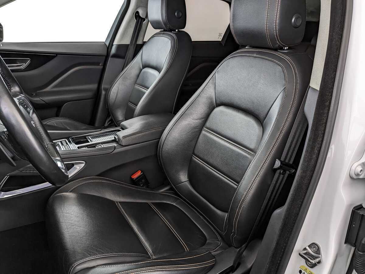 Jaguar F-Pace с пробегом — 2018 год. Фото: #19