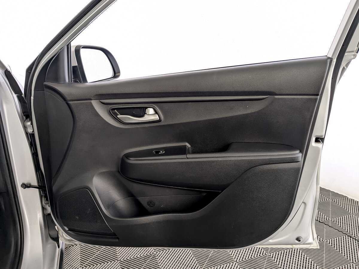 Kia Rio с пробегом — 2020 год. Фото: #22