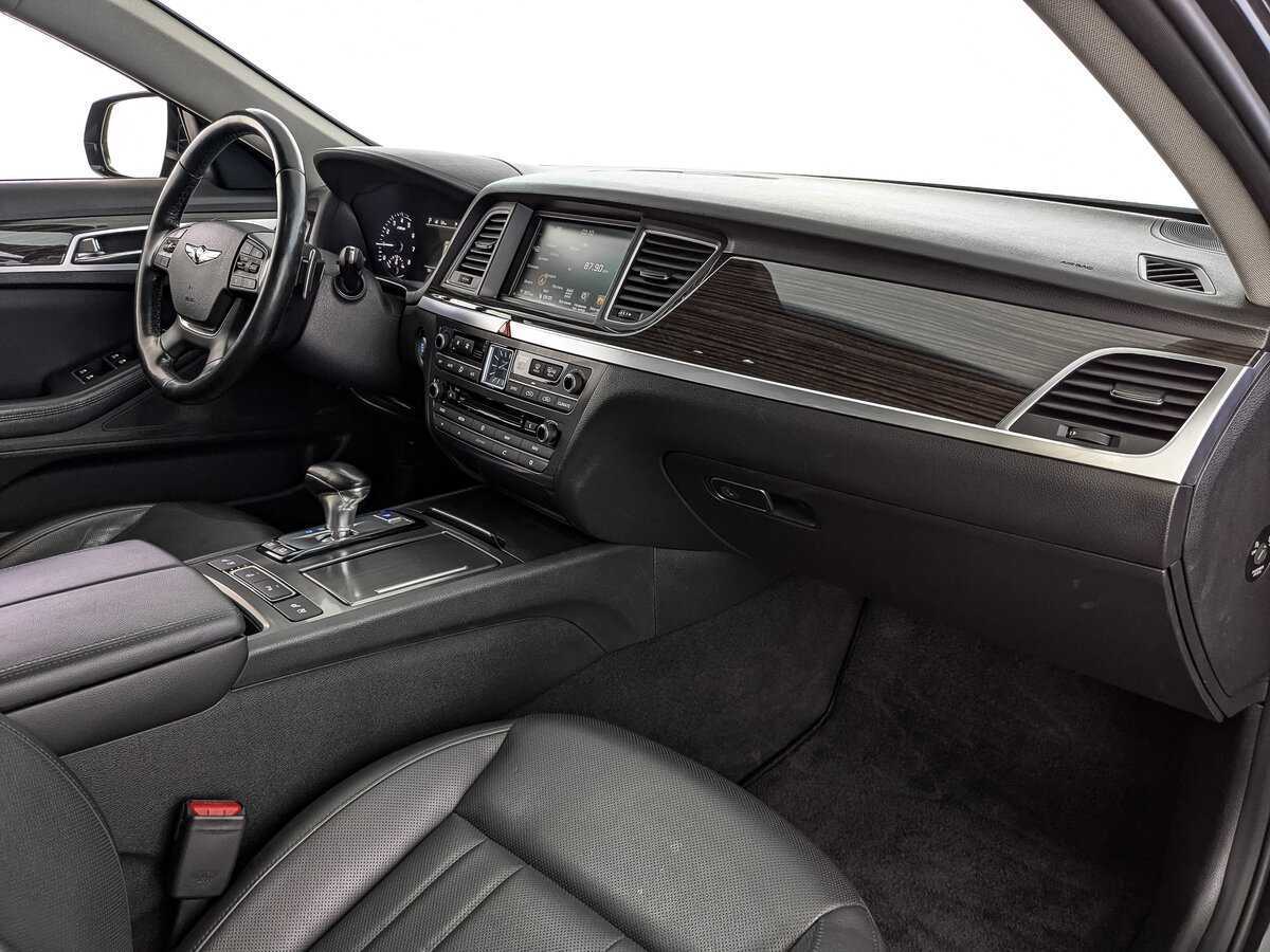 Genesis G80 с пробегом — 2019 год. Фото: #12