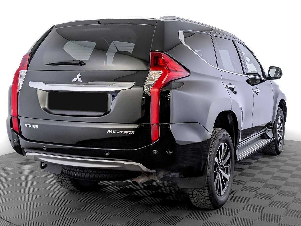 Mitsubishi Pajero Sport с пробегом — 2020 год. Фото: #4