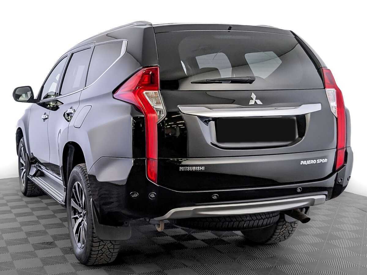 Mitsubishi Pajero Sport с пробегом — 2020 год. Фото: #6