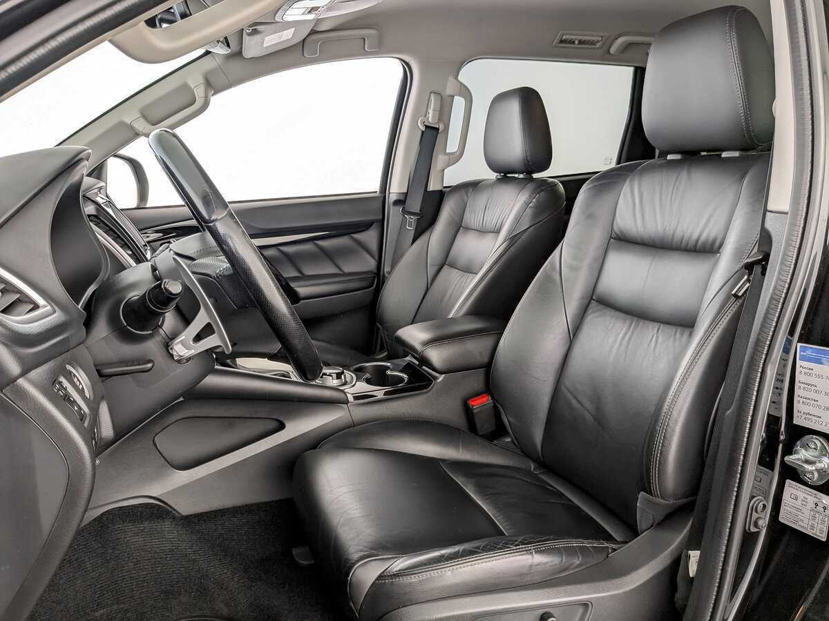 Mitsubishi Pajero Sport с пробегом — 2020 год. Фото: #17