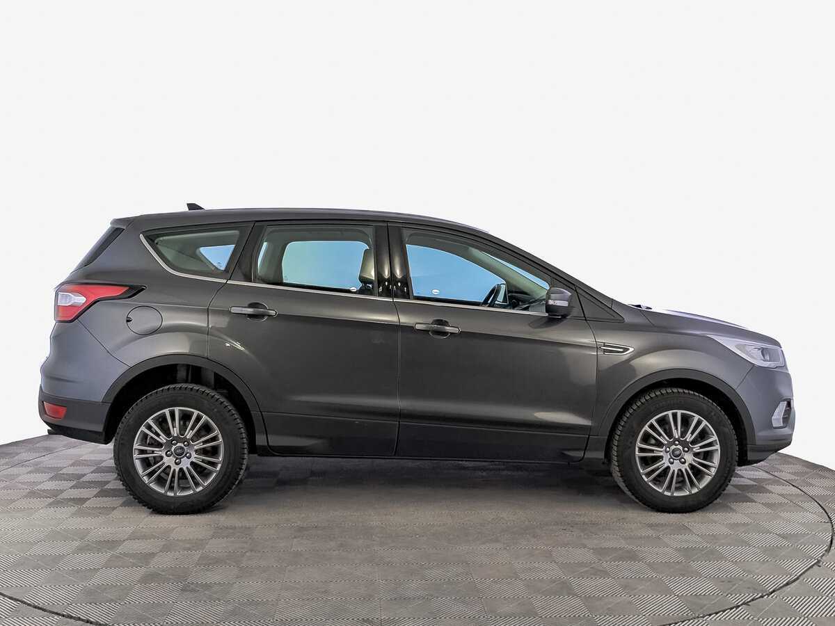 Ford Kuga с пробегом — 2018 год. Фото: #3