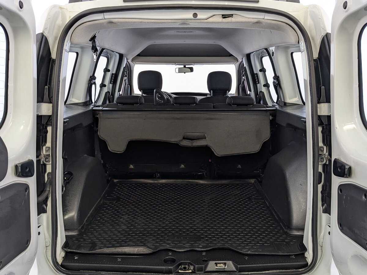 Renault Dokker с пробегом — 2019 год. Фото: #9