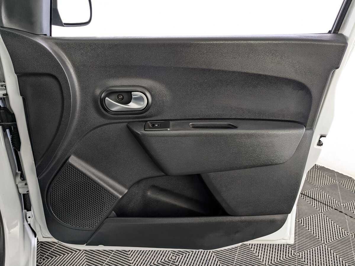 Renault Dokker с пробегом — 2019 год. Фото: #23