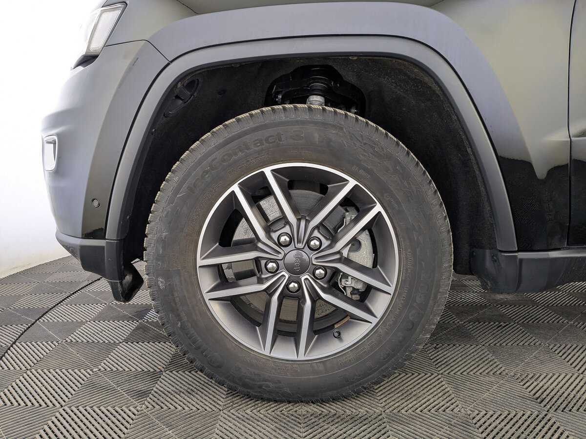 Jeep Grand Cherokee с пробегом — 2021 год. Фото: #11