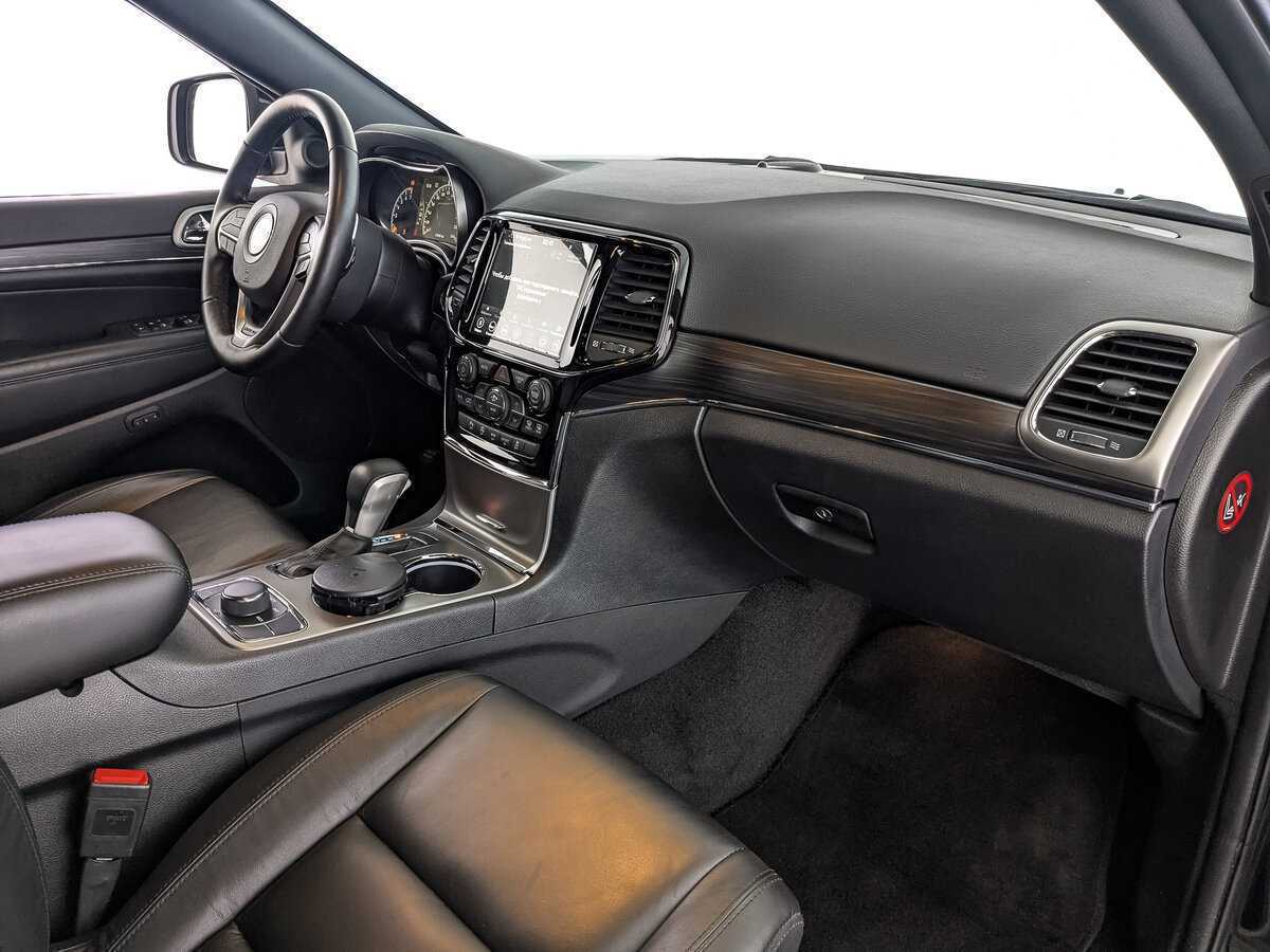 Jeep Grand Cherokee с пробегом — 2021 год. Фото: #12