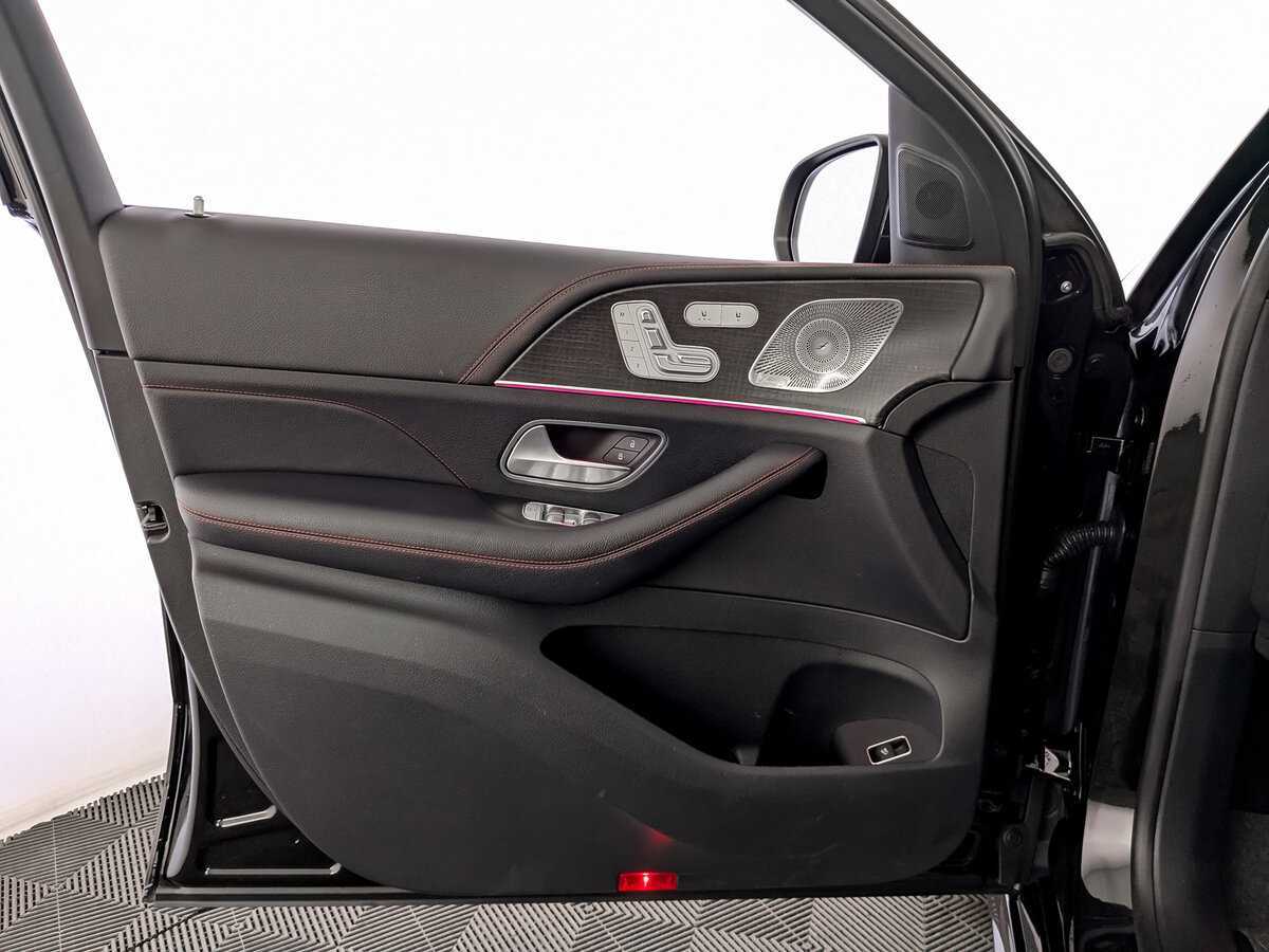 Mercedes-Benz GLE Coupe AMG с пробегом — 2021 год. Фото: #16