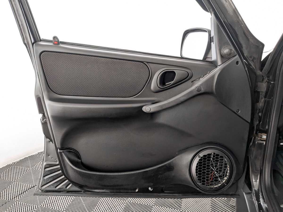 Lada (ВАЗ) Niva с пробегом — 2022 год. Фото: #18