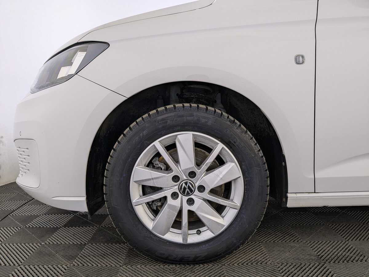 Volkswagen Caddy с пробегом — 2021 год. Фото: #11