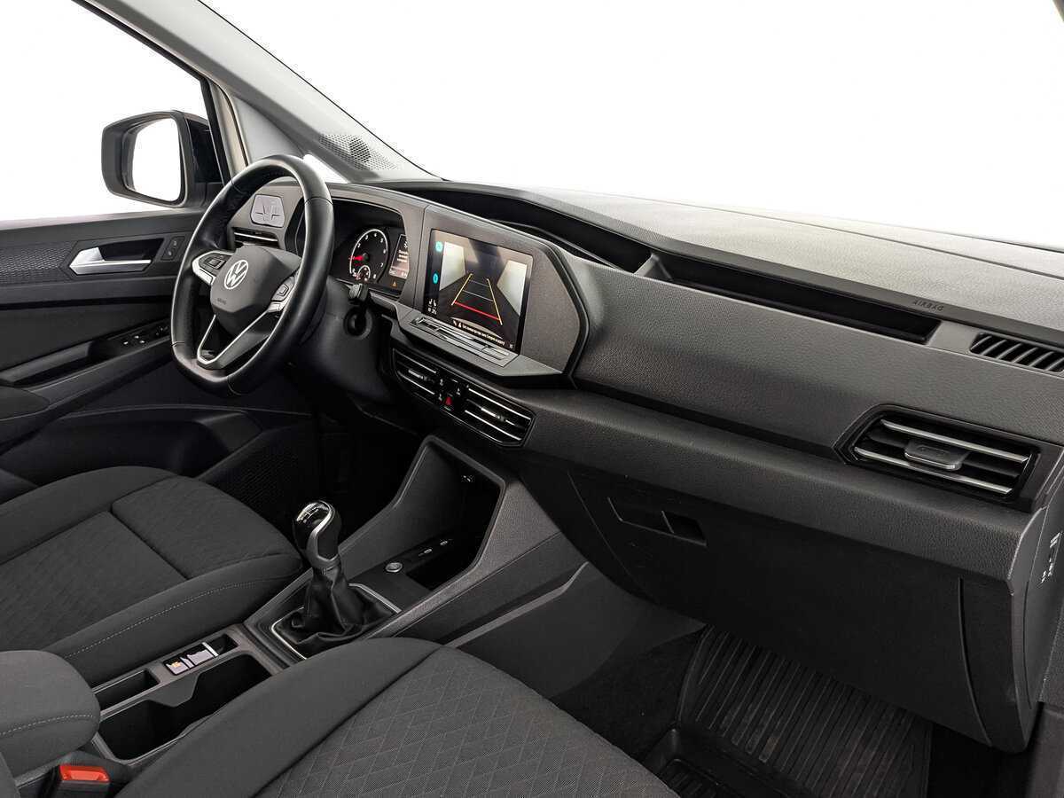 Volkswagen Caddy с пробегом — 2021 год. Фото: #12