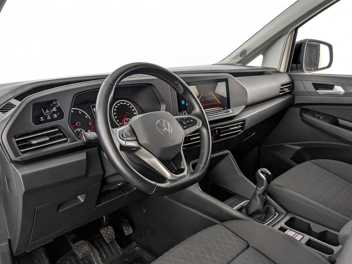 Volkswagen Caddy с пробегом — 2021 год. Фото: #14