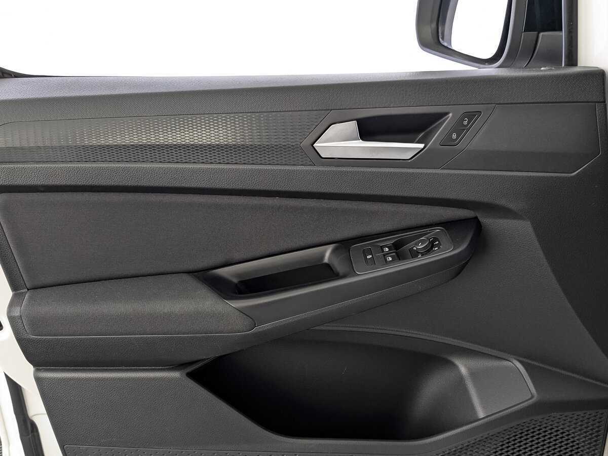 Volkswagen Caddy с пробегом — 2021 год. Фото: #18