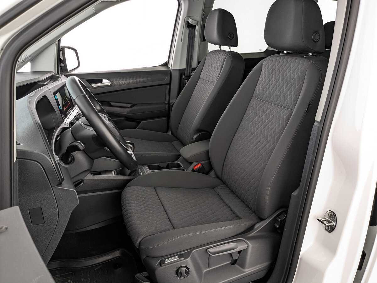 Volkswagen Caddy с пробегом — 2021 год. Фото: #19