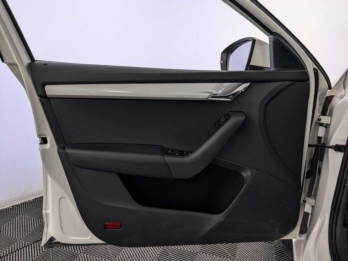 Skoda Octavia с пробегом — 2016 год. Фото: #18