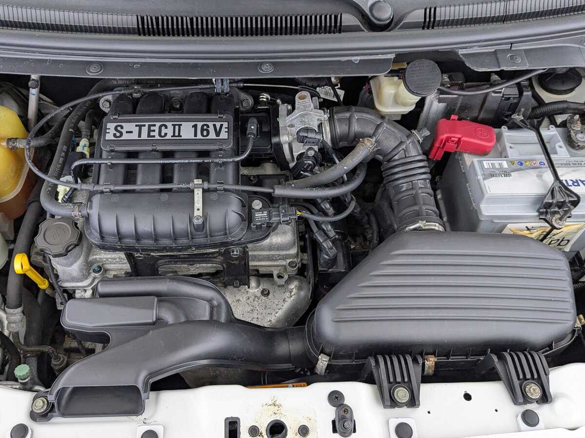 Chevrolet Spark с пробегом — 2011 год. Фото: #8