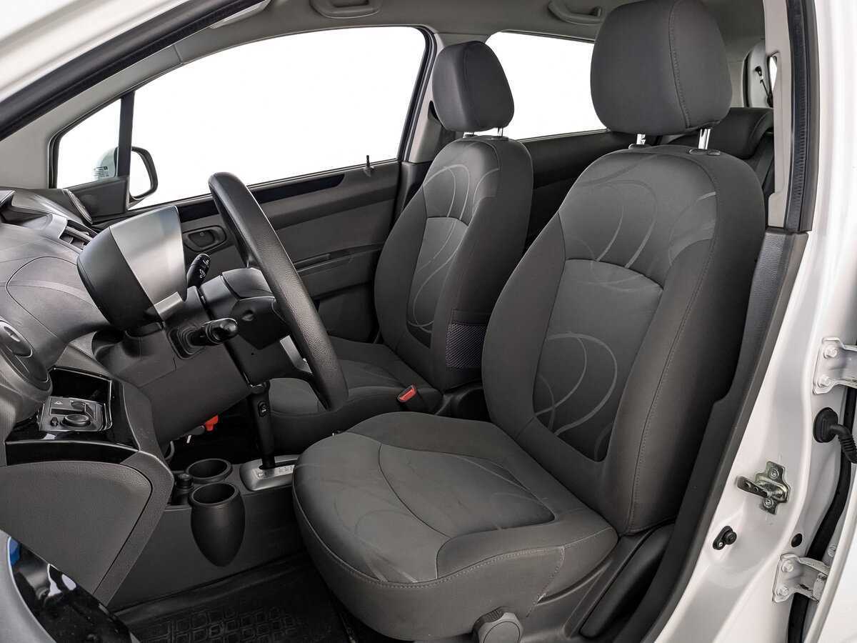 Chevrolet Spark с пробегом — 2011 год. Фото: #19