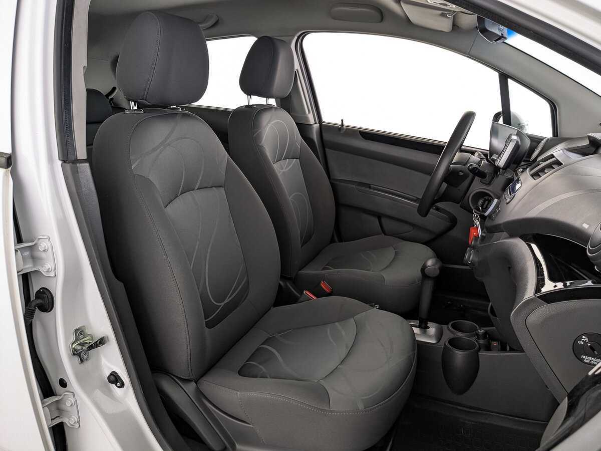 Chevrolet Spark с пробегом — 2011 год. Фото: #22