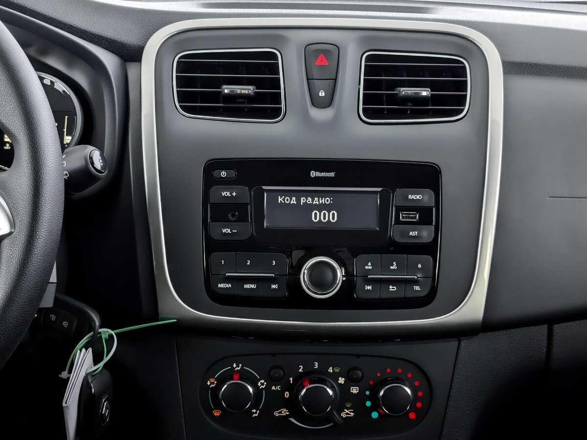 Renault Sandero с пробегом — 2021 год. Фото: #14