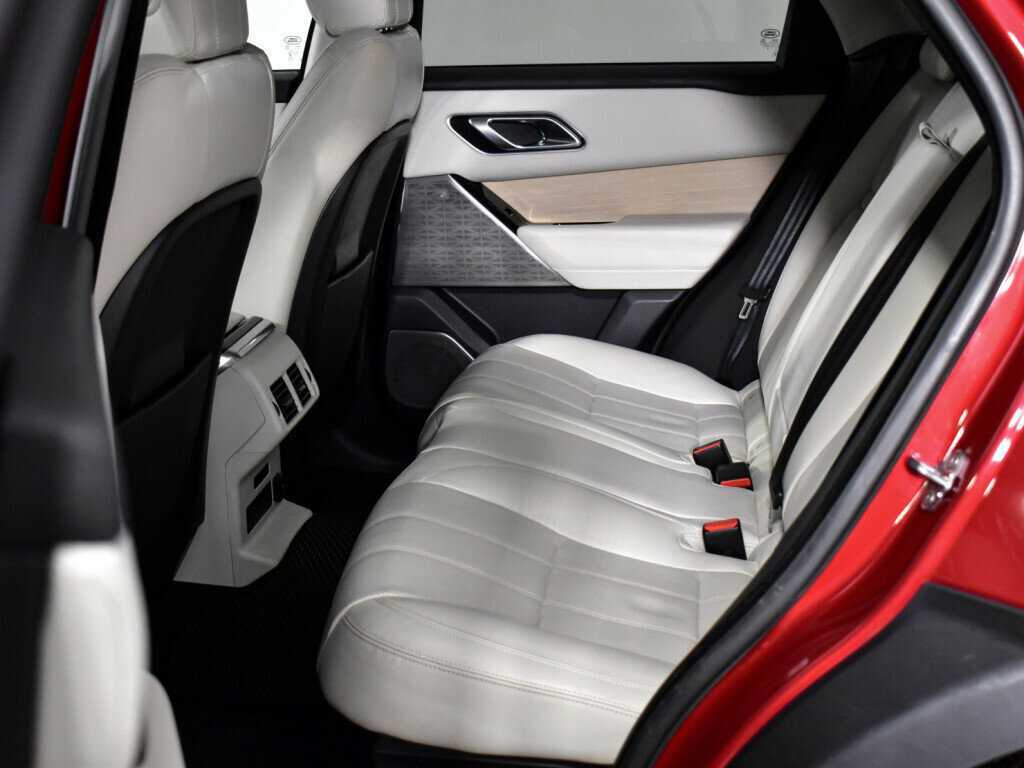 Land Rover Range Rover Velar с пробегом — 2018 год. Фото: #9