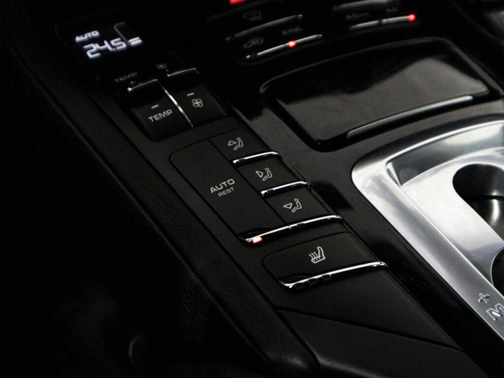 Porsche Cayenne с пробегом — 2014 год. Фото: #18