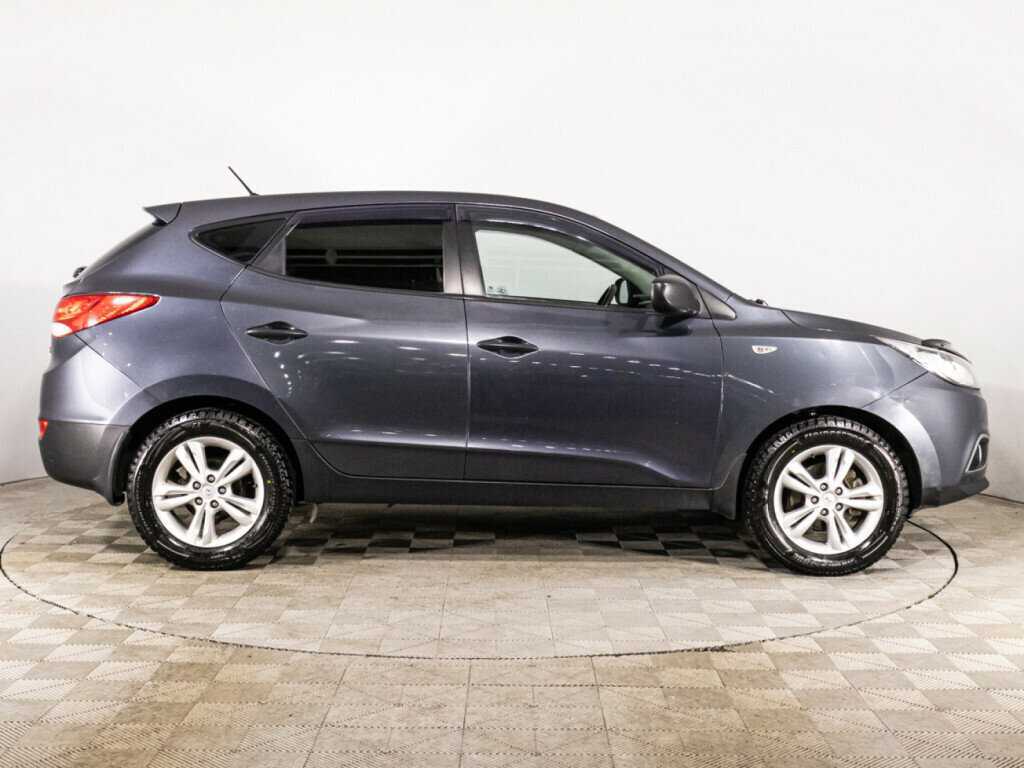 Hyundai ix35 с пробегом — 2010 год. Фото: #3