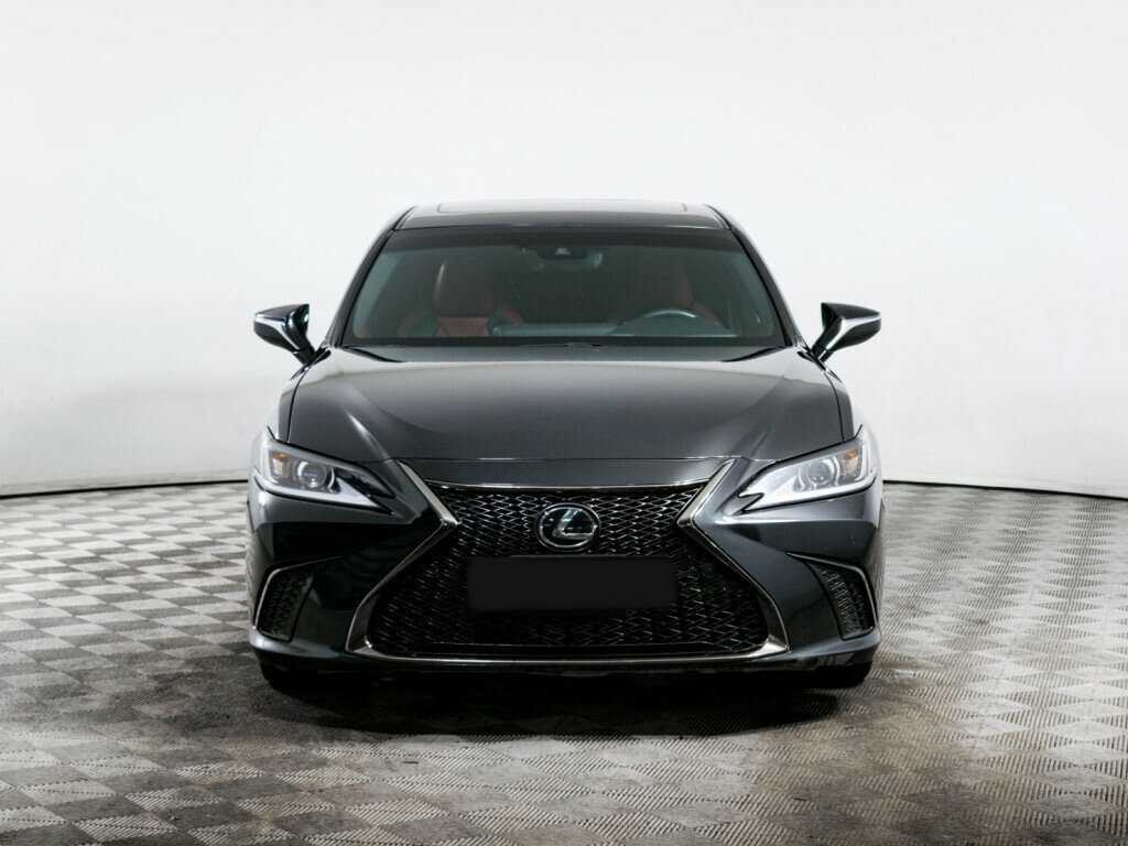 Lexus ES с пробегом — 2020 год. Фото: #1