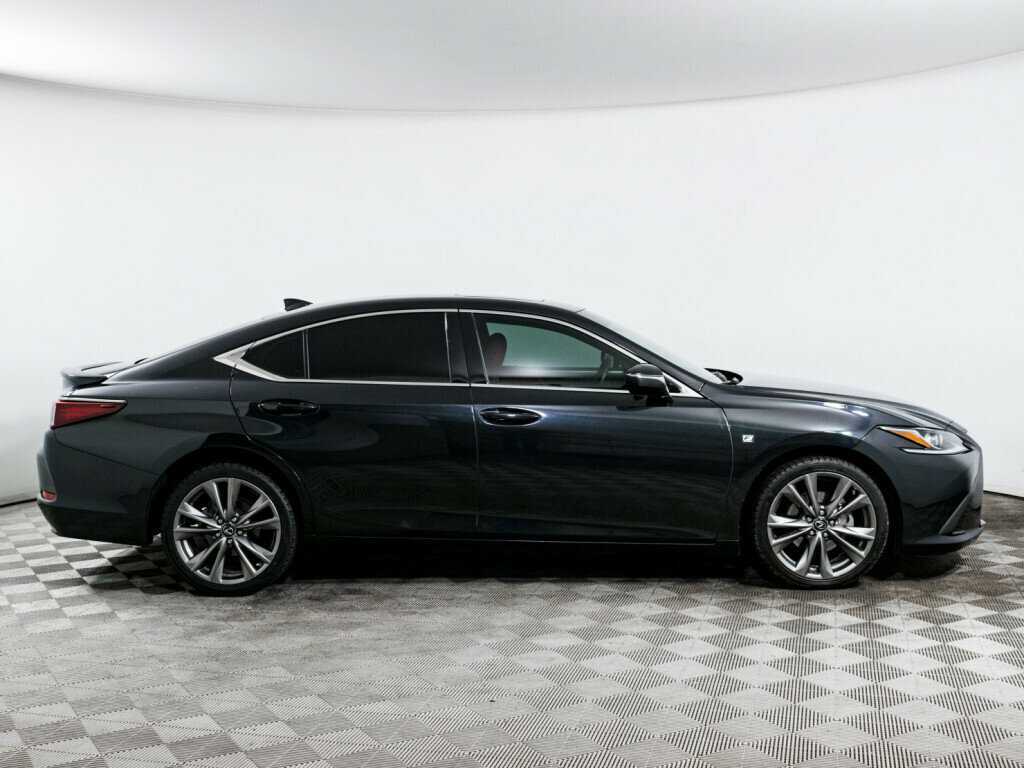 Lexus ES с пробегом — 2020 год. Фото: #3